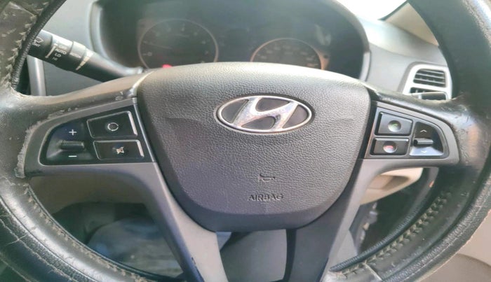 2013 Hyundai i20 SPORTZ 1.2, Petrol, Manual, 87,604 km, interior