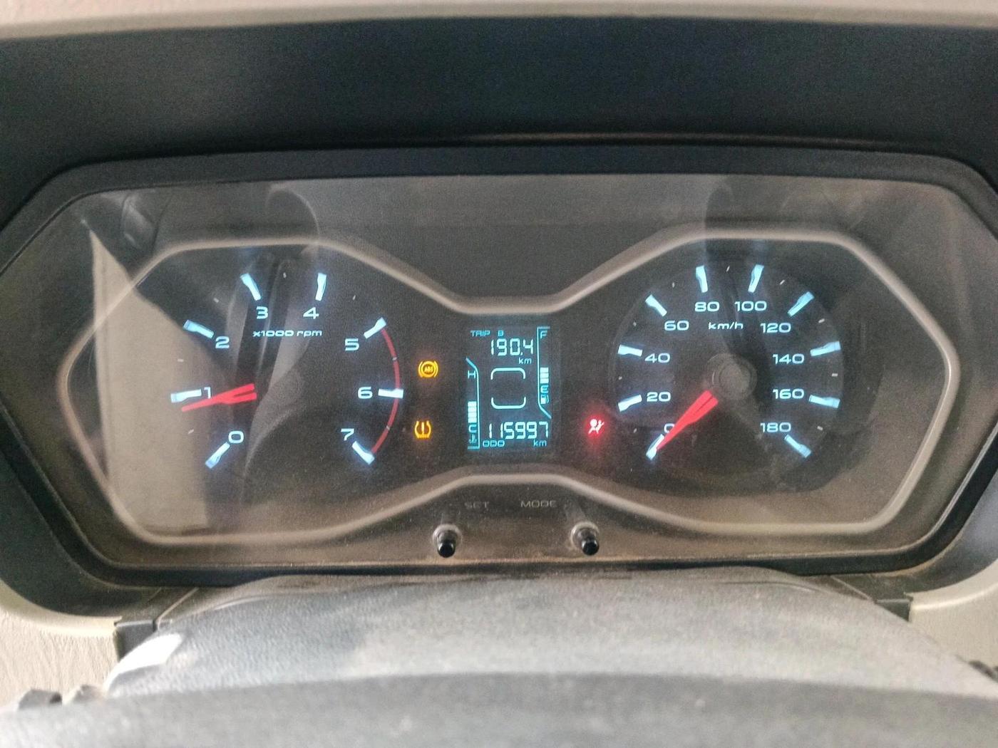 2016 Mahindra Scorpio S10, Diesel, Manual, 1,15,997 km, interior