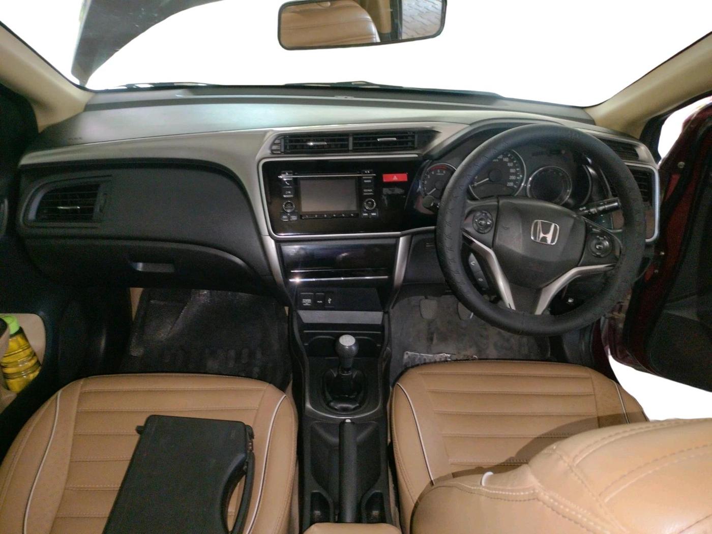 2014 Honda City 1.5L I-DTEC V, Diesel, Manual, 1,30,750 km, interior