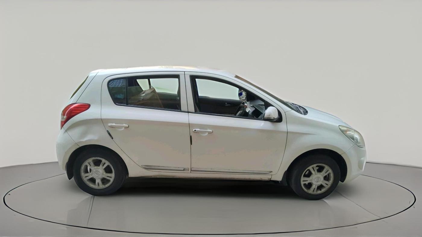 2011 Hyundai i20 SPORTZ 1.4 CRDI, Diesel, Manual, 1,31,248 km, exterior