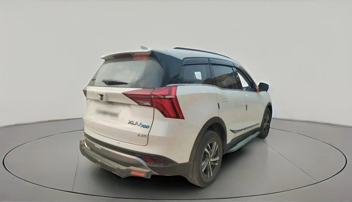 2022 Mahindra XUV700 AX 5 D MT 5 STR, Diesel, Manual, 49,782 km, exterior