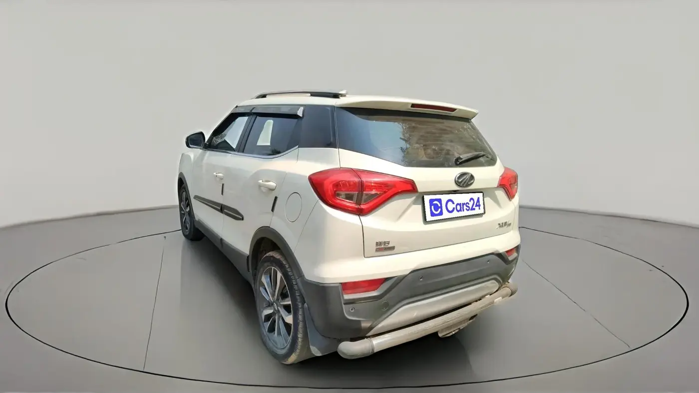 2019 Mahindra XUV300 W8 (O) 1.5 DIESEL AMT, Diesel, Automatic, 86,700 km, exterior