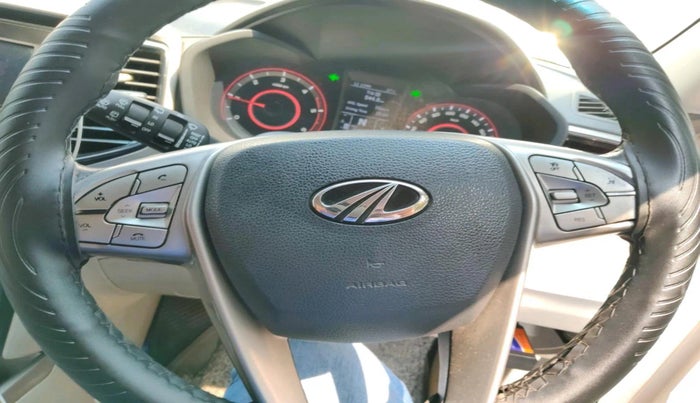 2019 Mahindra XUV300 W8 (O) 1.5 DIESEL AMT, Diesel, Automatic, 84,904 km, interior