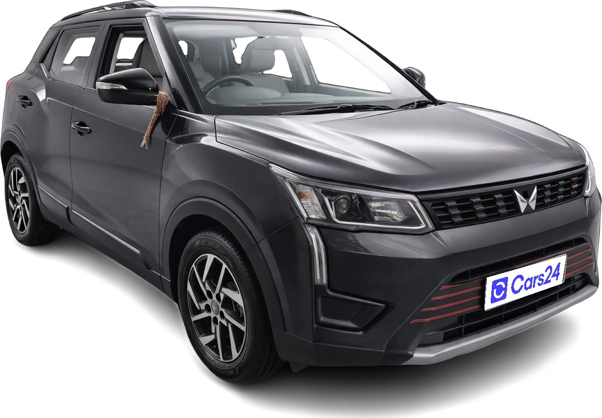 2022 Mahindra XUV300 - SUV - Petrol - Manual - ₹9.00 lakh