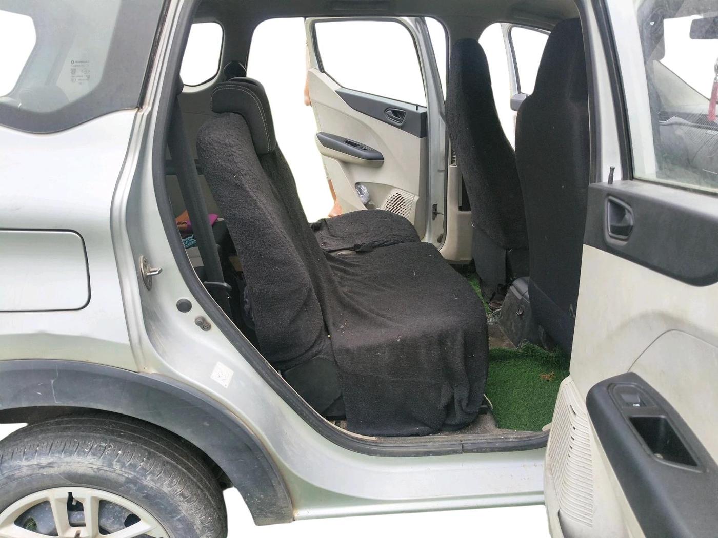 2021 Renault TRIBER RXT, Petrol, Manual, 48,259 km, interior
