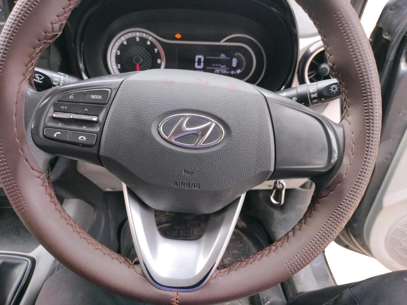 2021 Hyundai GRAND I10 NIOS SPORTZ 1.2 KAPPA VTVT, Petrol, Manual, 28,756 km, interior