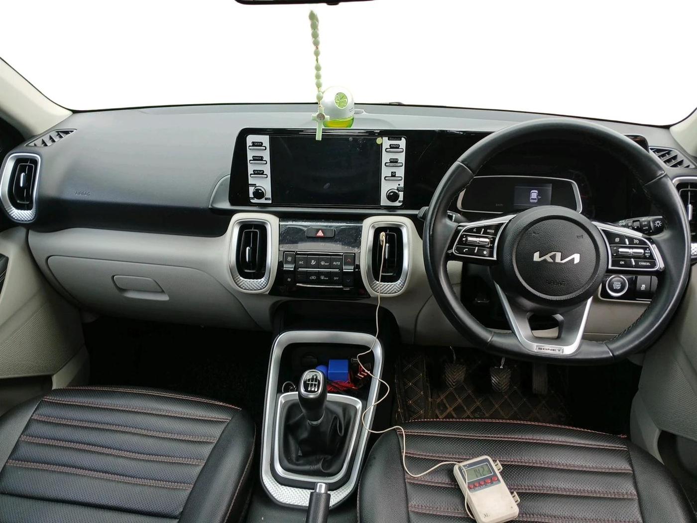 2021 KIA SONET HTX 1.5, Diesel, Manual, 23,441 km, interior