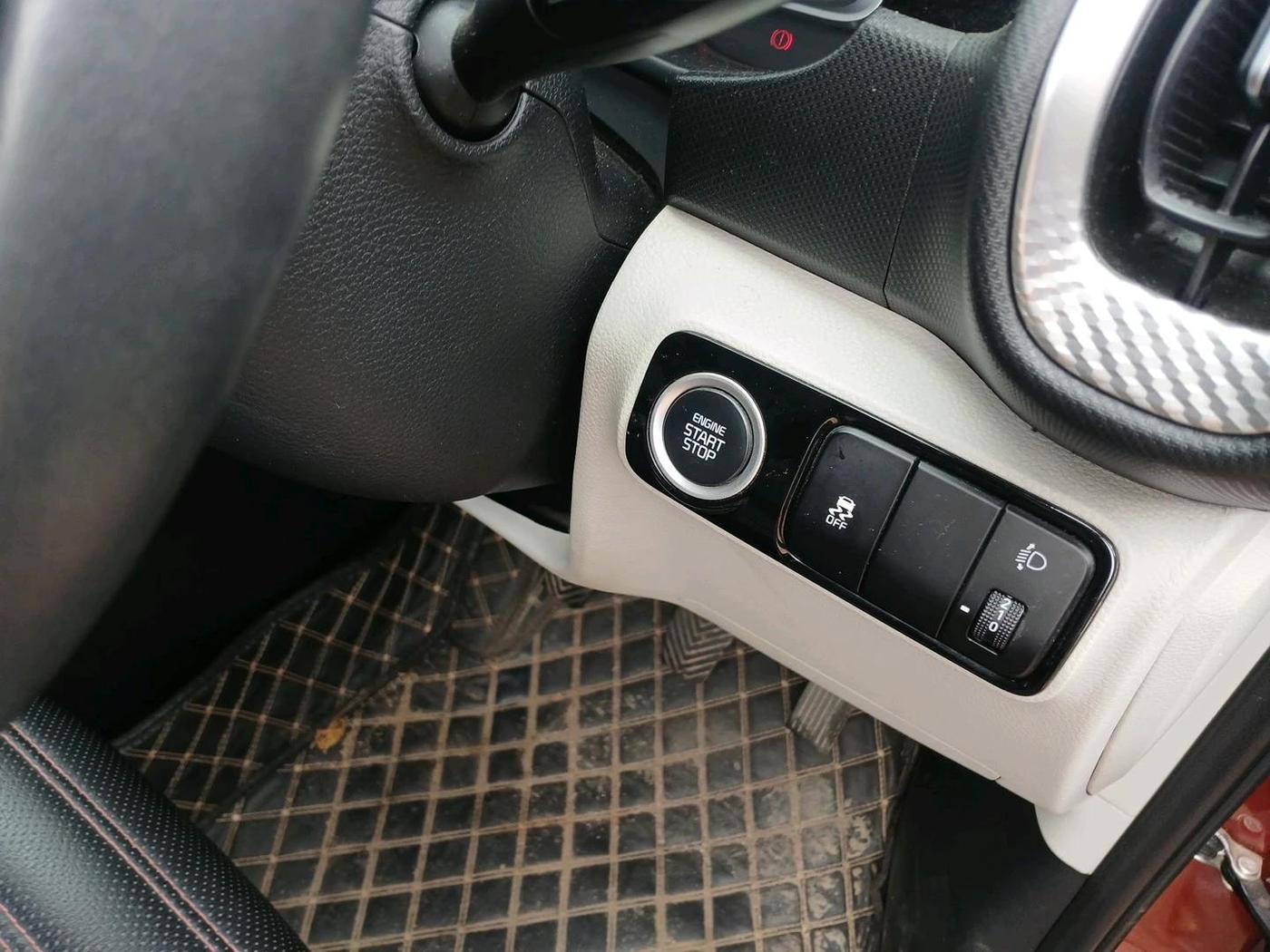 2021 KIA SONET HTX 1.5, Diesel, Manual, 23,441 km, interior