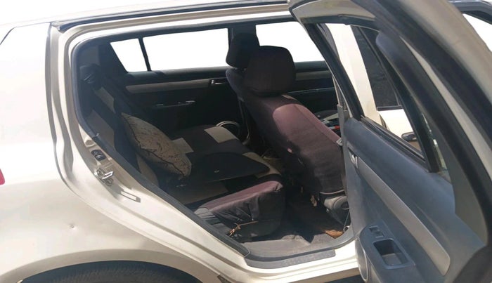 2011 Maruti Swift VXI, Petrol, Manual, 55,221 km, interior