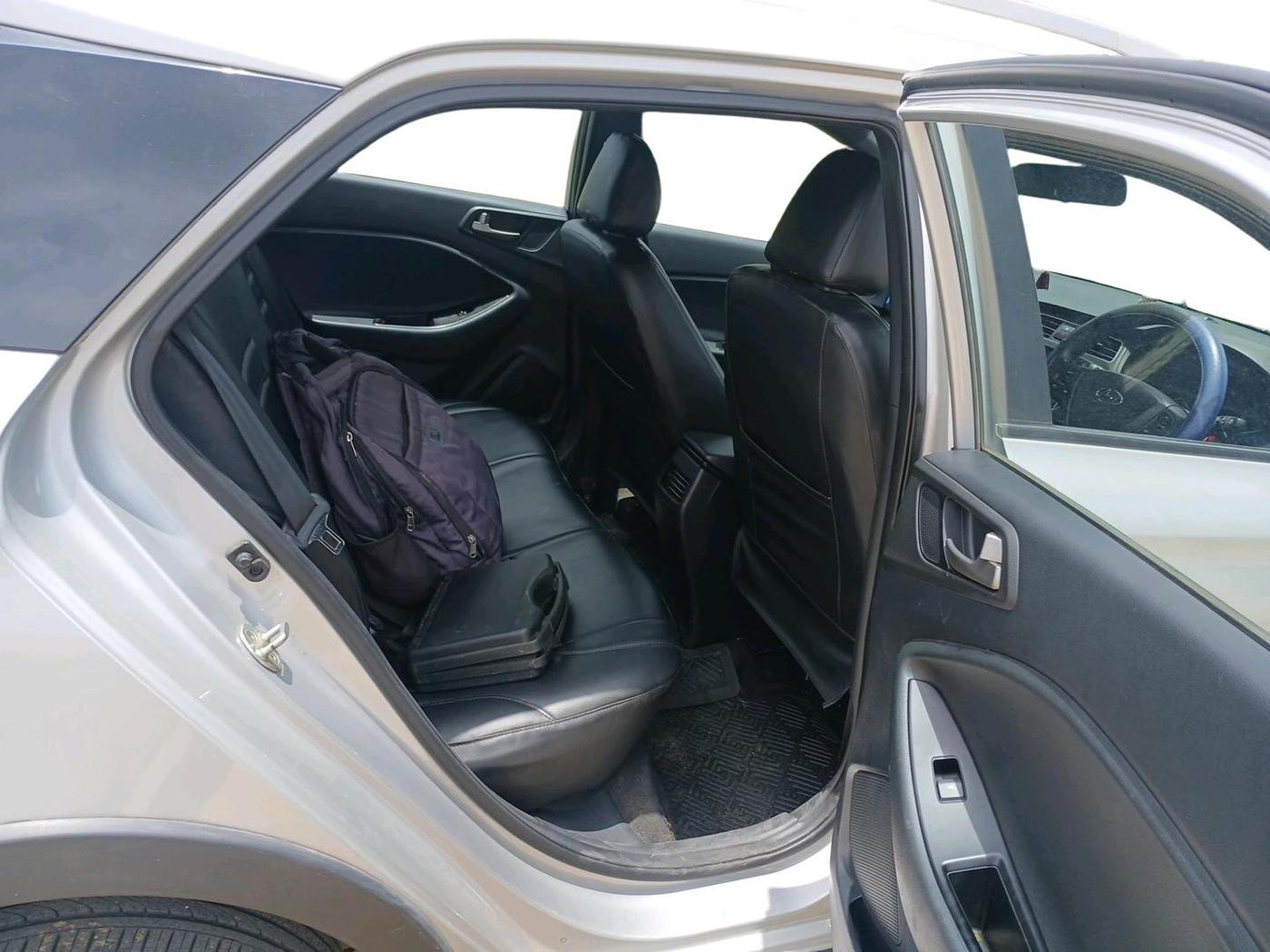 2018 Hyundai i20 Active 1.2 S, Petrol, Manual, 24,422 km, interior
