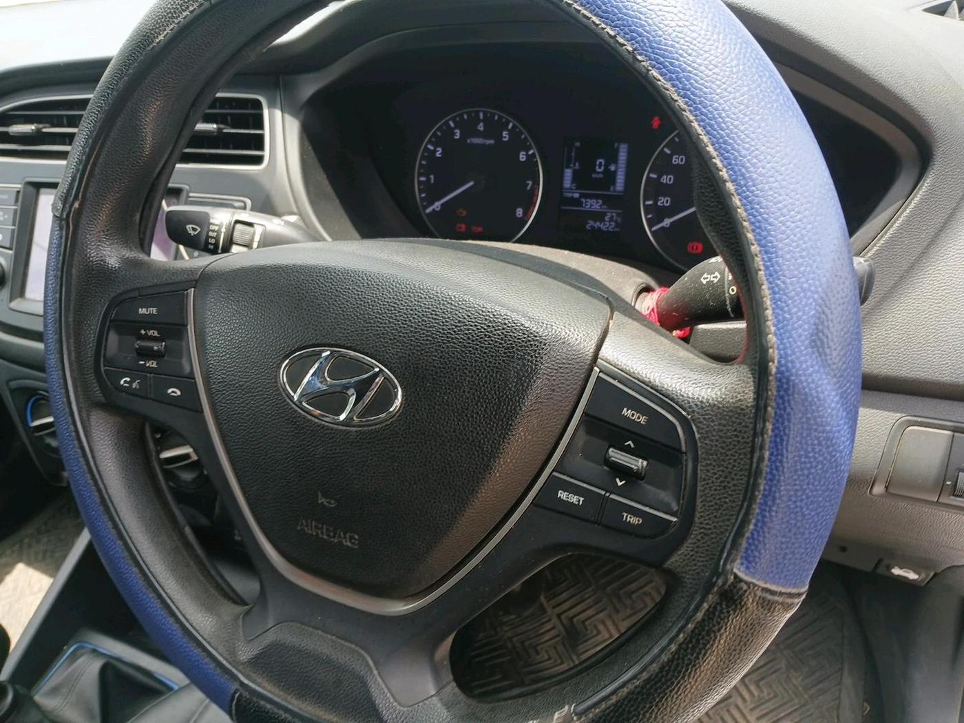 2018 Hyundai i20 Active 1.2 S, Petrol, Manual, 24,422 km, interior