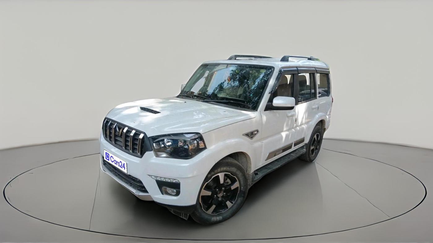 2024 Mahindra SCORPIO CLASSIC S11 7STR, Diesel, Manual, 46,498 km, exterior