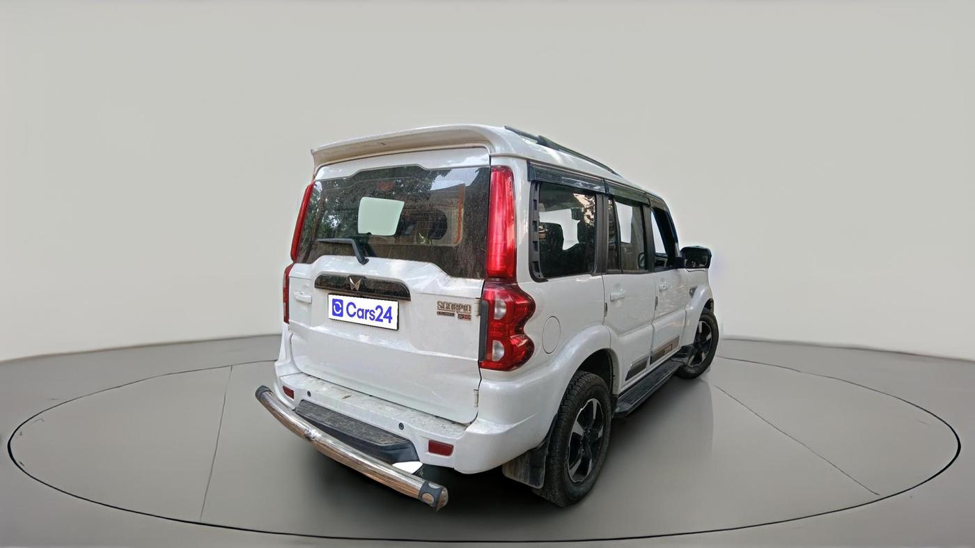 2024 Mahindra SCORPIO CLASSIC S11 7STR, Diesel, Manual, 46,498 km, exterior