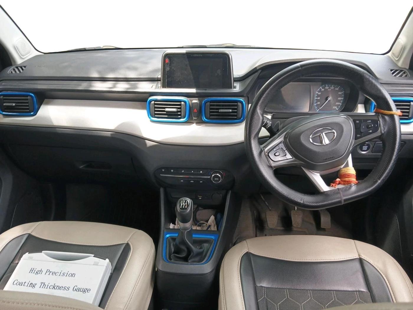 2021 Tata PUNCH CREATIVE  MT, Petrol, Manual, 55,220 km, interior