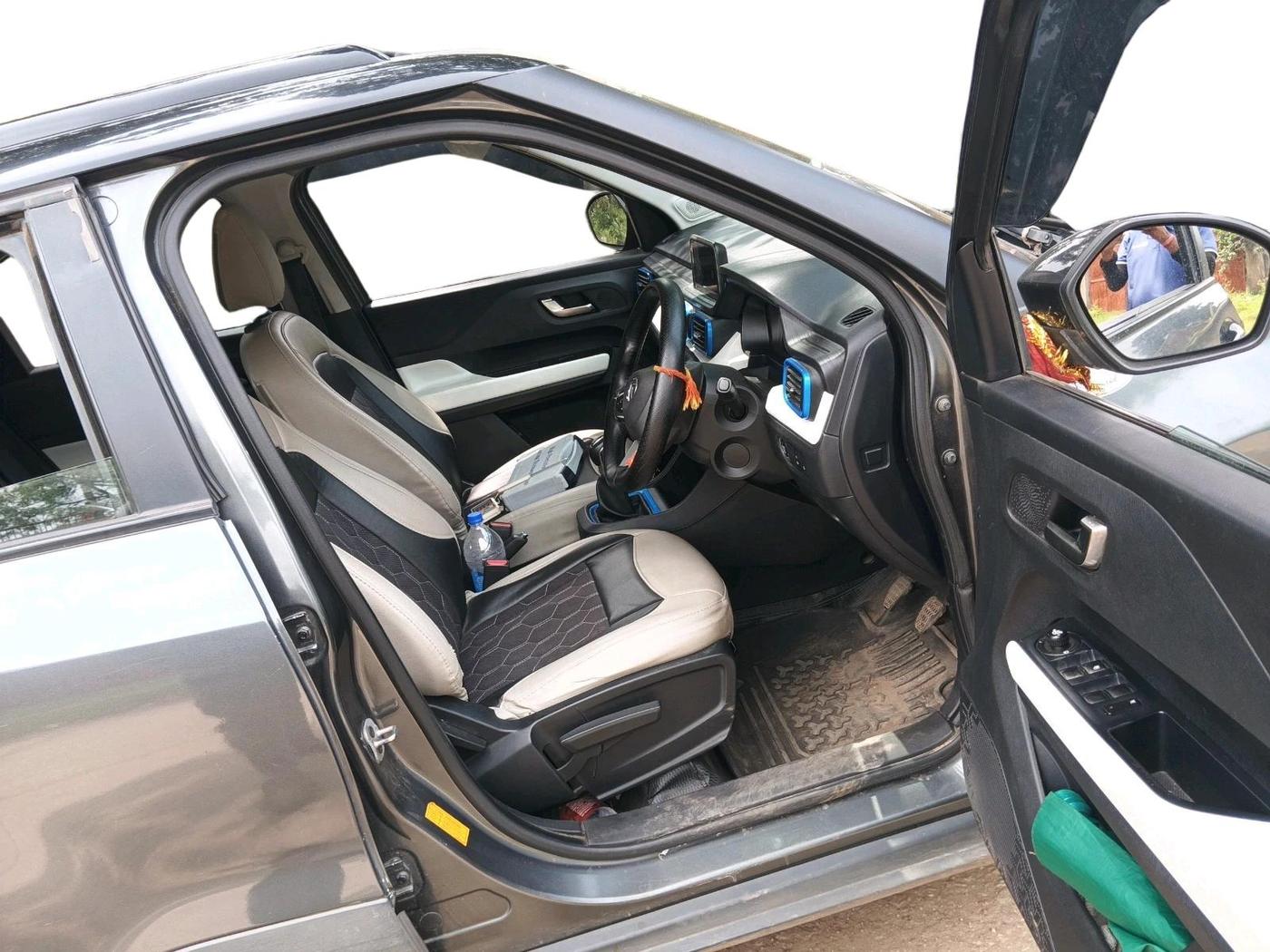 2021 Tata PUNCH CREATIVE  MT, Petrol, Manual, 55,220 km, interior