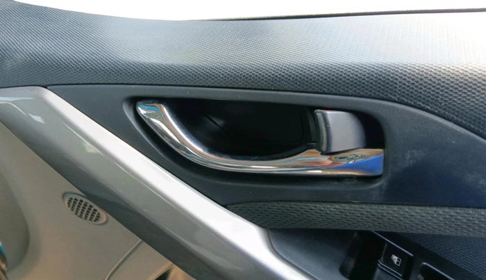 2018 Tata NEXON XZ PLUS PETROL, Petrol, Manual, 22,971 km, interior