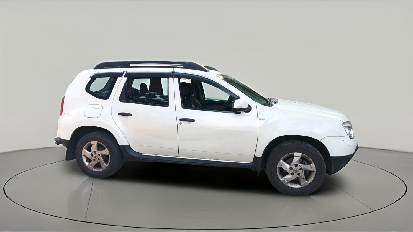 2015 Renault Duster 85 PS RXL DIESEL (OPT), Diesel, Manual, 2,39,768 km, exterior