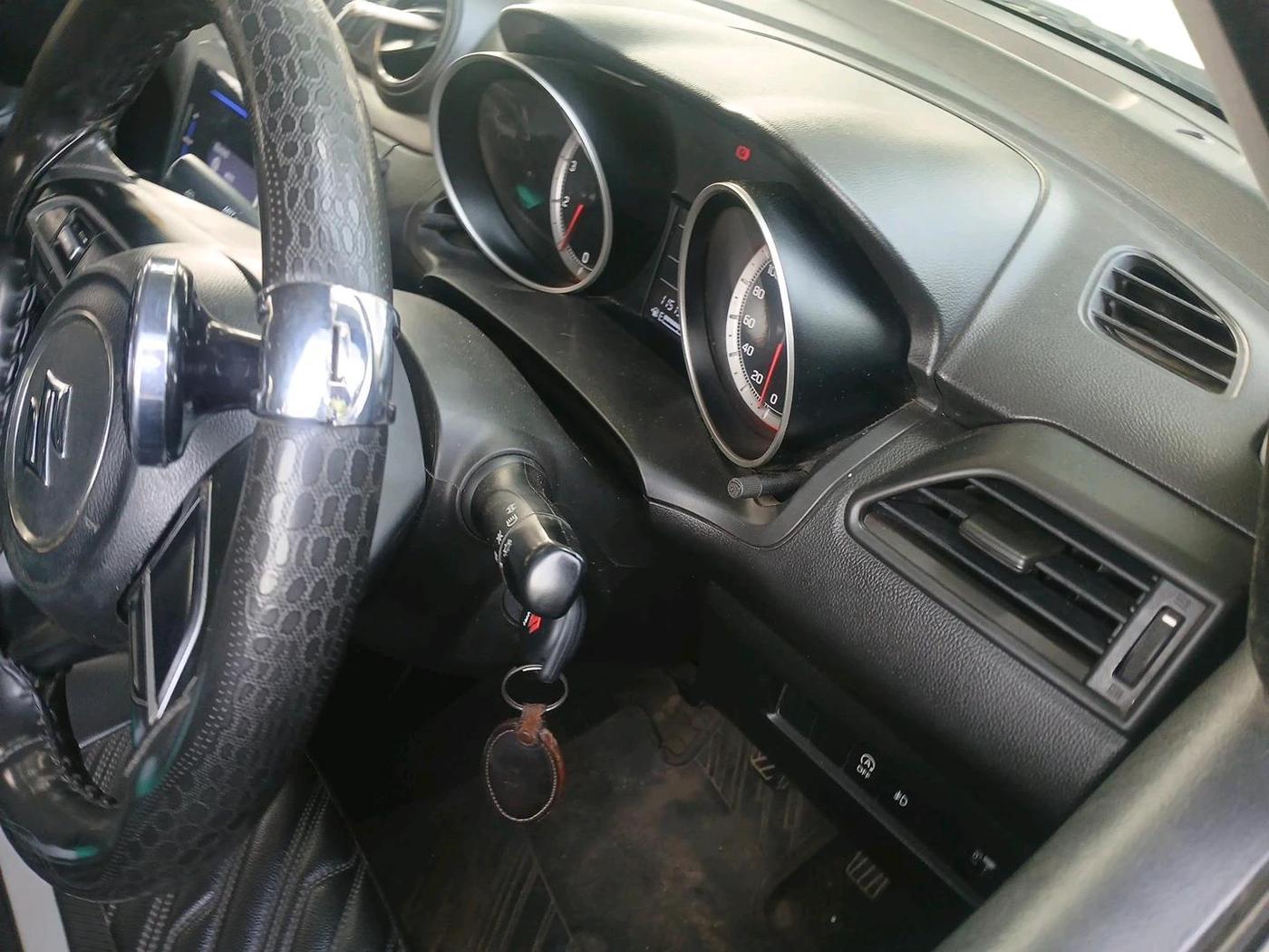 2022 Maruti Swift VXI, Petrol, Manual, 1,15,156 km, interior