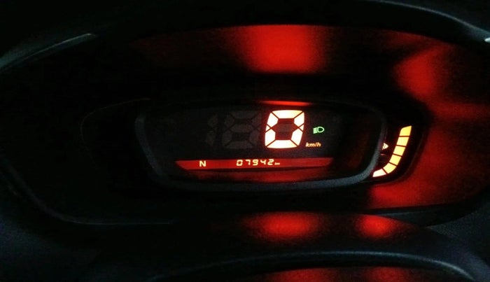 2017 Renault Kwid RXT 1.0 AMT, Petrol, Automatic, 7,942 km, interior