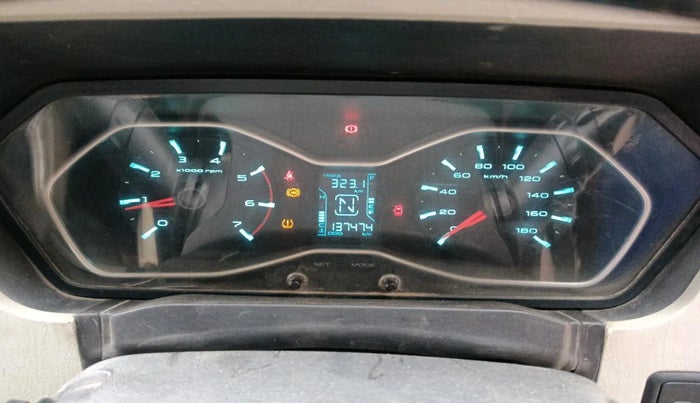 2014 Mahindra Scorpio S10, Diesel, Manual, 1,37,474 km, interior