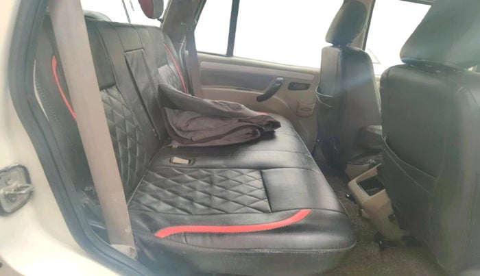 2014 Mahindra Scorpio S10, Diesel, Manual, 1,37,474 km, interior