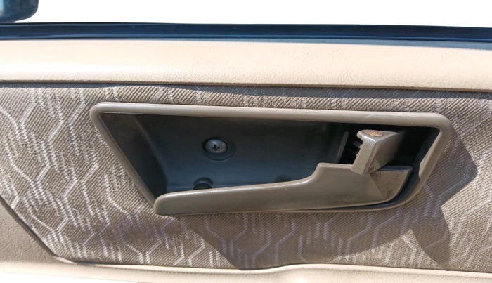 2012 Tata Safari 4X2 LX DICOR, Diesel, Manual, 1,73,600 km, interior