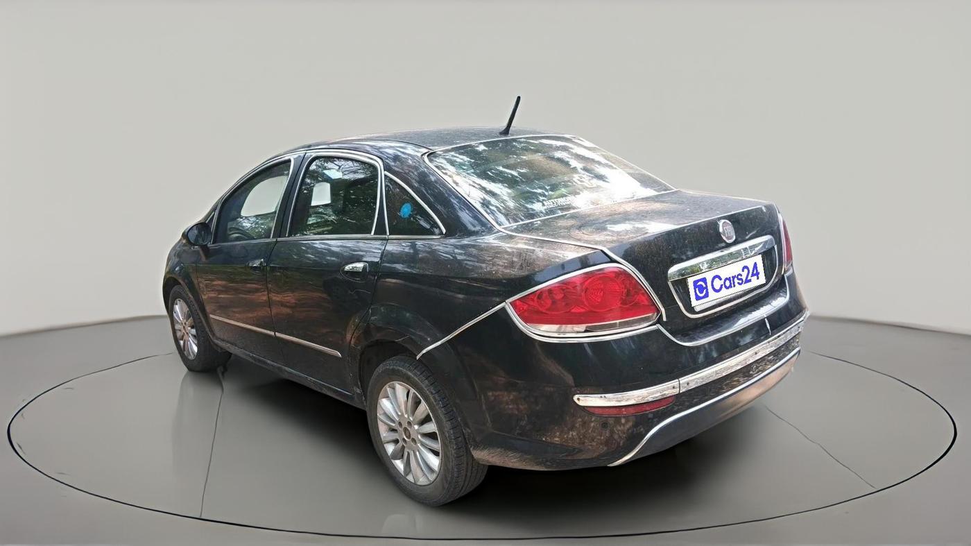 2016 Fiat Linea EMOTION 1.3 L ADVANCED MULTIJET, Diesel, Manual, 57,192 km, exterior
