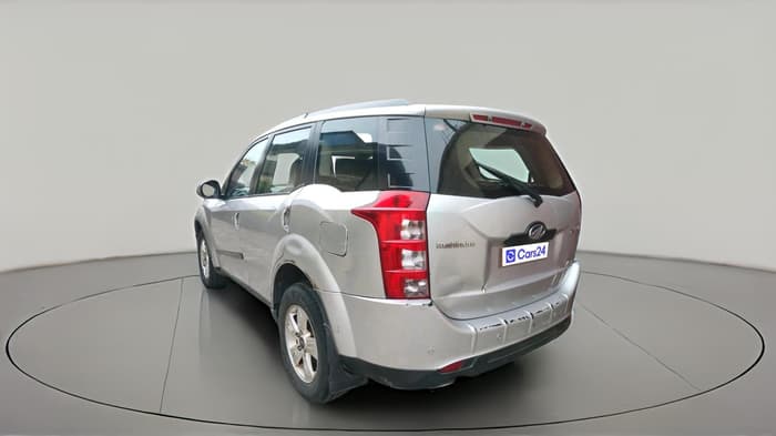 2014 Mahindra XUV500 W8, Diesel, Manual, 1,49,298 km, exterior