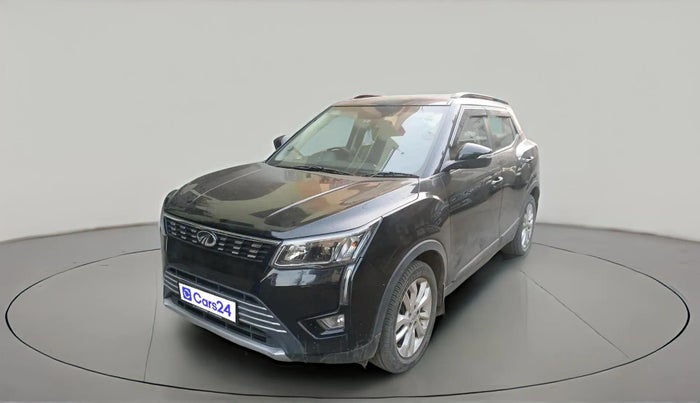 2020 Mahindra XUV300 W8 1.2 PETROL, Petrol, Manual, 19,304 km, exterior