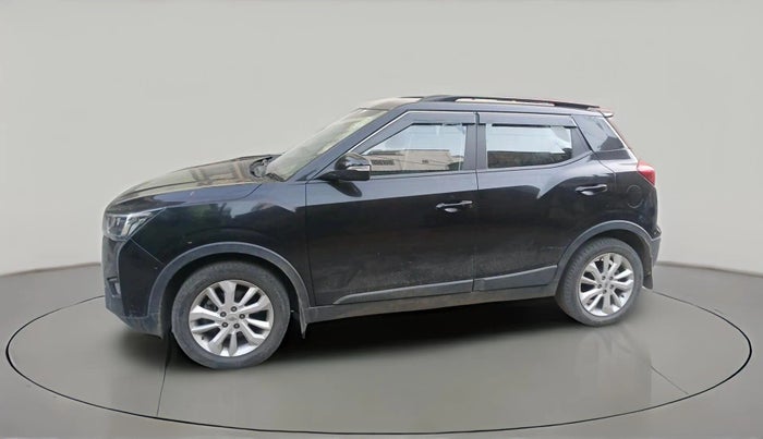 2020 Mahindra XUV300 W8 1.2 PETROL, Petrol, Manual, 19,304 km, exterior