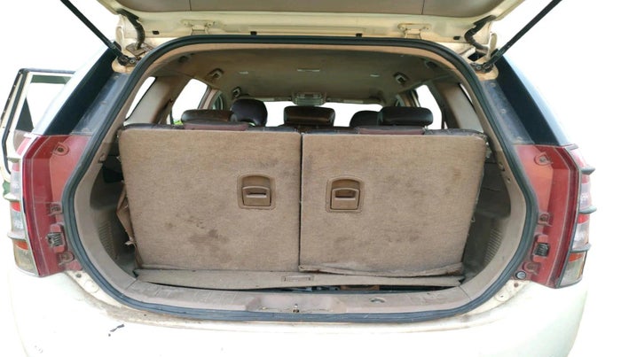 2013 Mahindra XUV500 W8, Diesel, Manual, 1 km, exterior