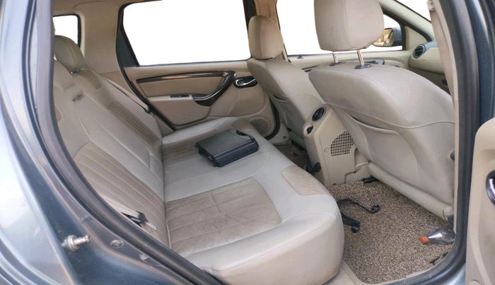 2015 Nissan Terrano XV D THP 110 PS, Diesel, Manual, 2,01,303 km, interior