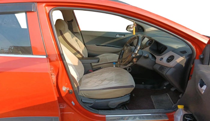 2017 Hyundai Grand i10 ASTA 1.2 KAPPA VTVT, Petrol, Manual, 57,323 km, interior