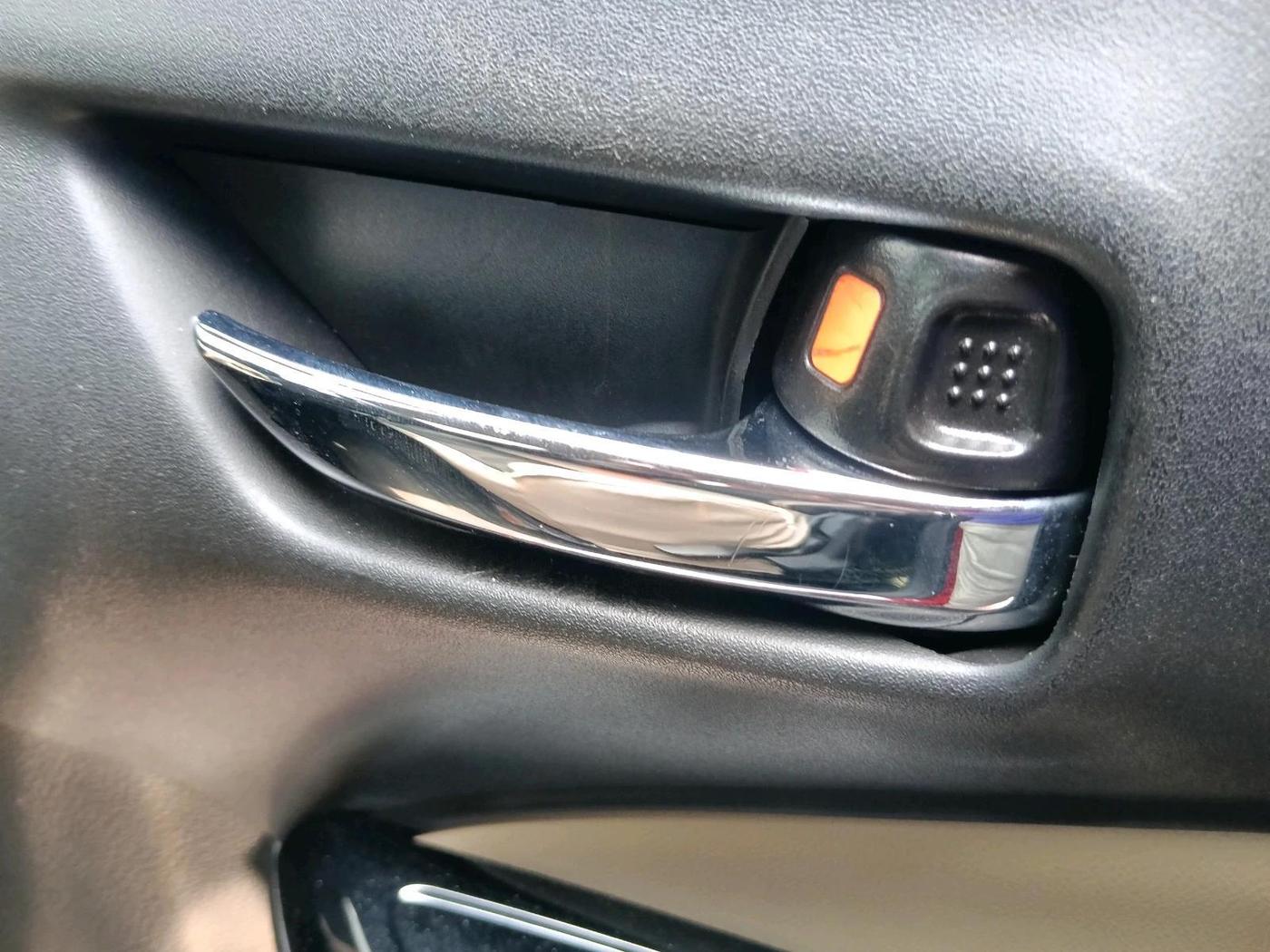 2023 Toyota Glanza V, Petrol, Manual, 4,280 km, interior