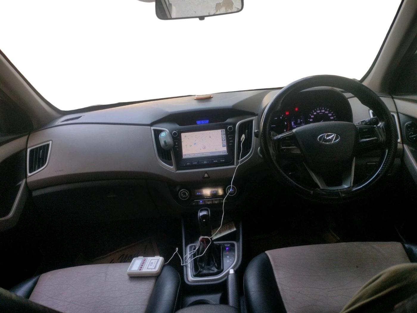 2017 Hyundai Creta SX PLUS AT 1.6 DIESEL, Diesel, Automatic, 1,06,042 km, interior