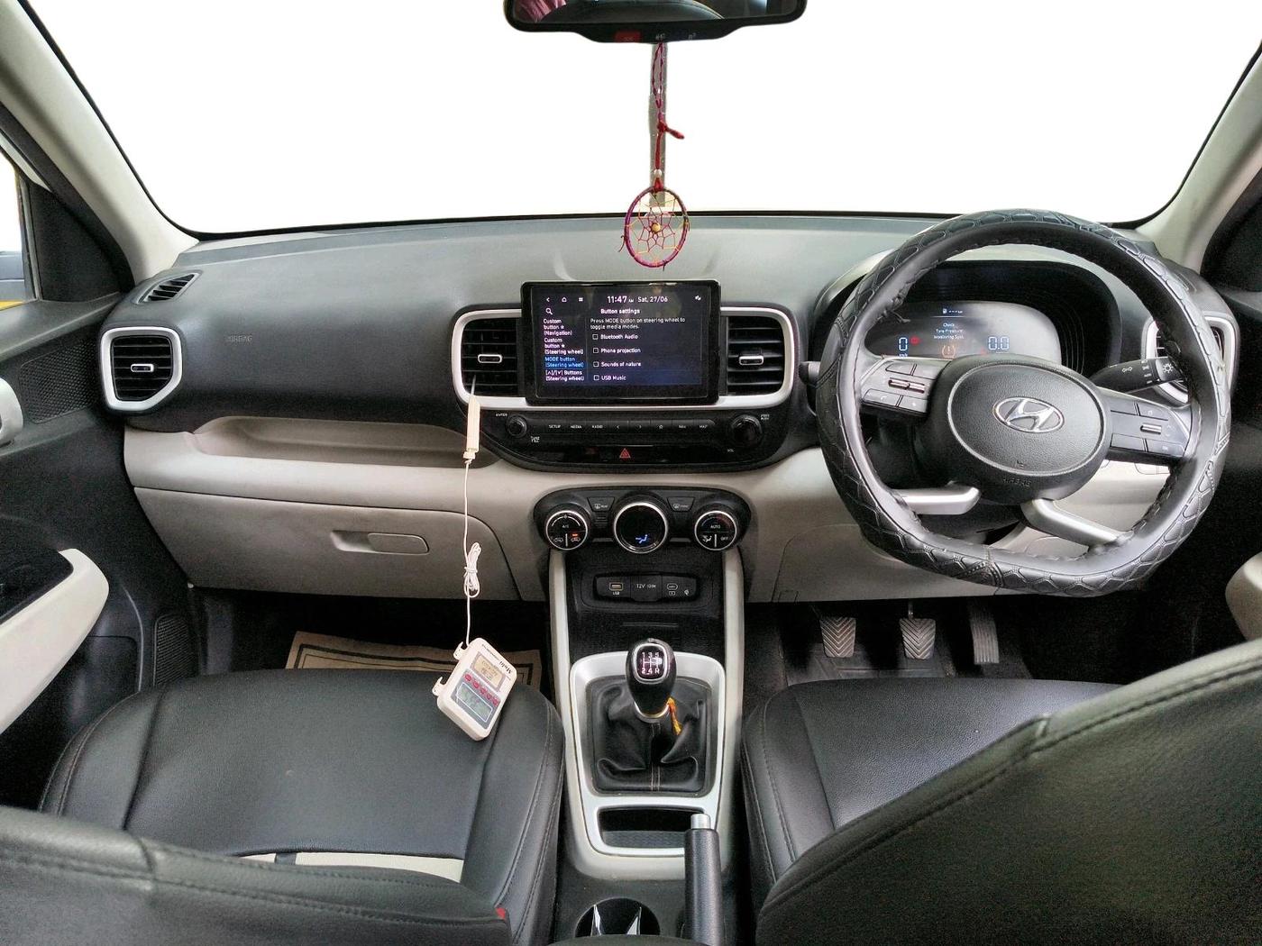 2022 Hyundai VENUE SX 1.2 PETROL, Petrol, Manual, 82,116 km, interior