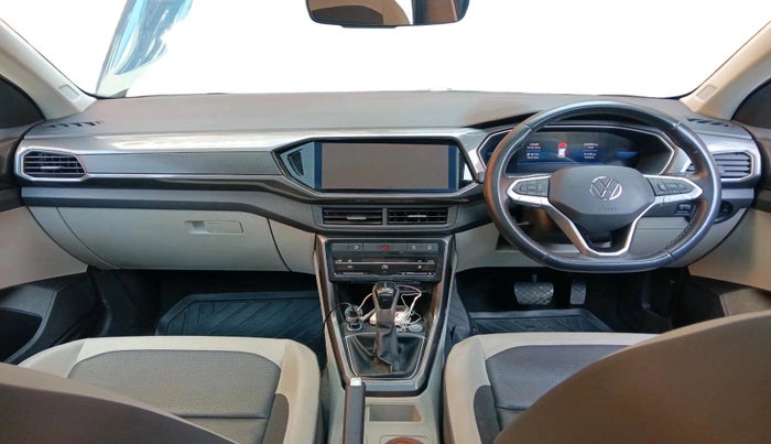 2023 Volkswagen TAIGUN TOPLINE 1.0 TSI AT, Petrol, Automatic, 24,495 km, interior