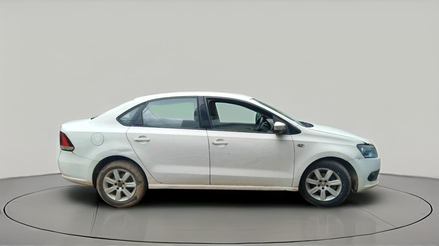 2014 Volkswagen Vento COMFORTLINE DIESEL 1.5, Diesel, Manual, 1,30,269 km, exterior