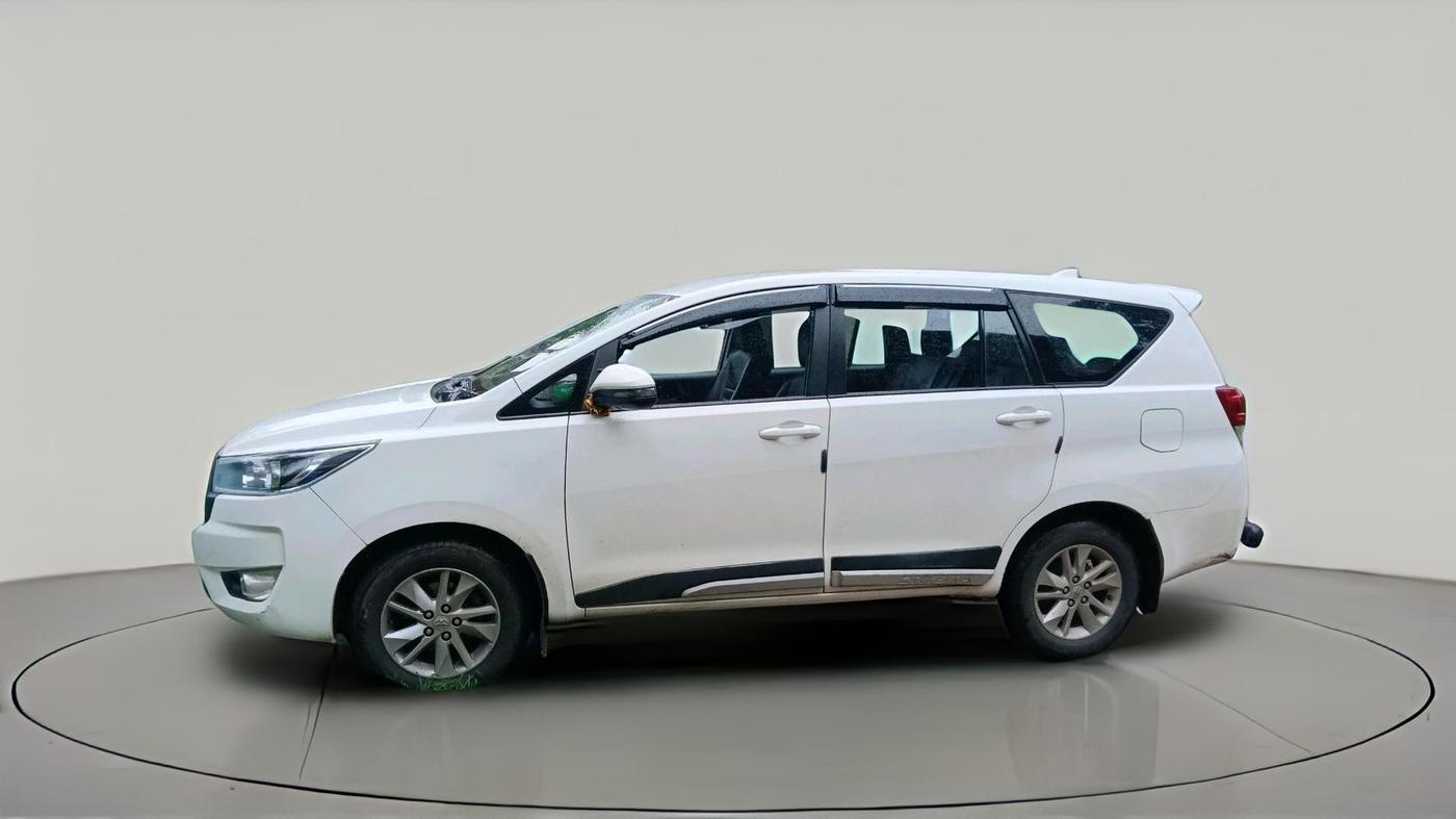 2023 Toyota Innova Crysta 2.4 GX 8STR, Diesel, Manual, 76,245 km, exterior