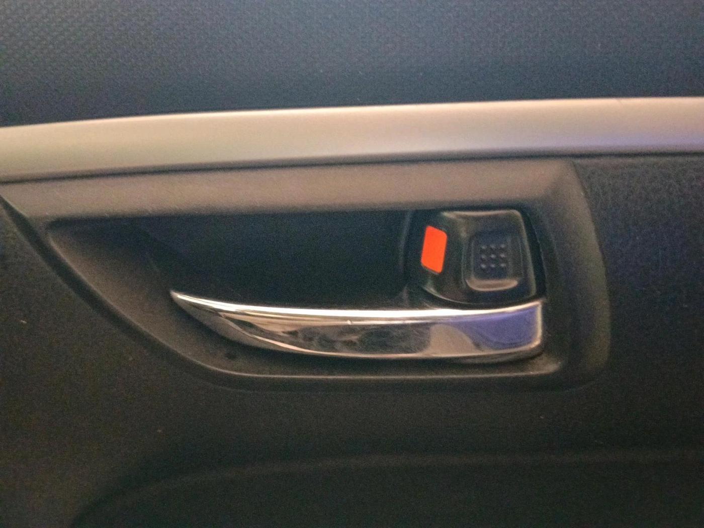 2012 Maruti Swift VDI, Diesel, Manual, 1,18,238 km, interior