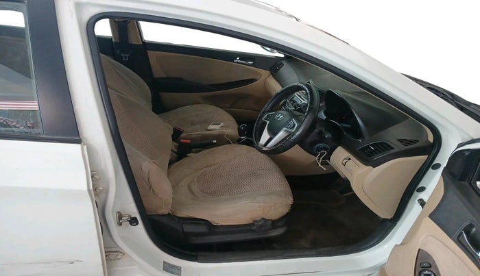 2012 Hyundai Verna FLUIDIC 1.6 VTVT SX, Petrol, Manual, 35,913 km, interior