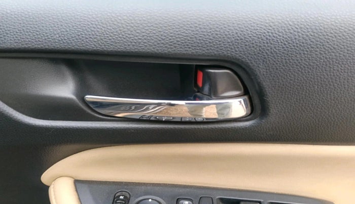 2020 Honda City 1.5L I-VTEC ZX CVT, Petrol, Automatic, 74,367 km, interior