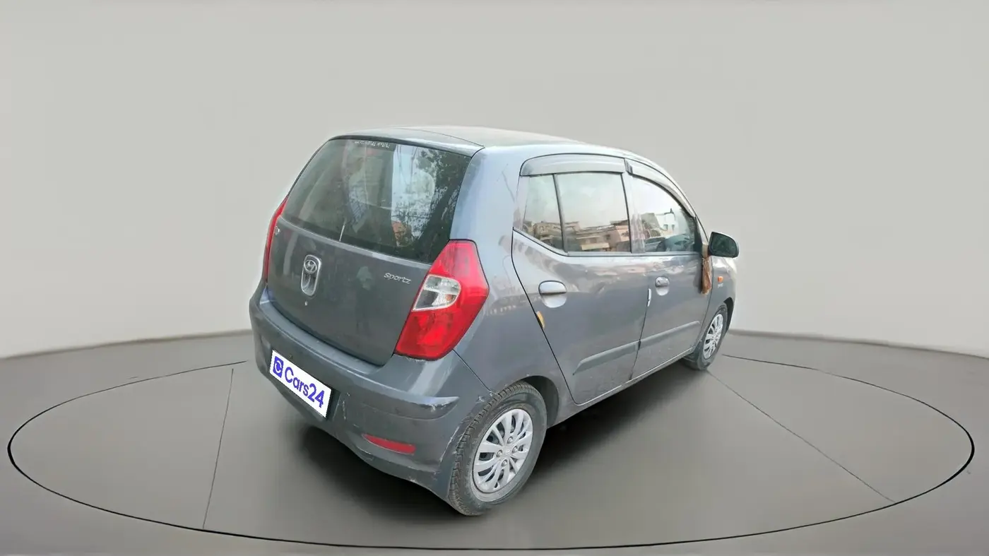 2015 Hyundai i10 SPORTZ 1.1, Petrol, Manual, 1,00,807 km, exterior
