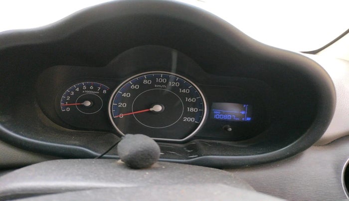 2015 Hyundai i10 SPORTZ 1.1, Petrol, Manual, 1,00,807 km, interior