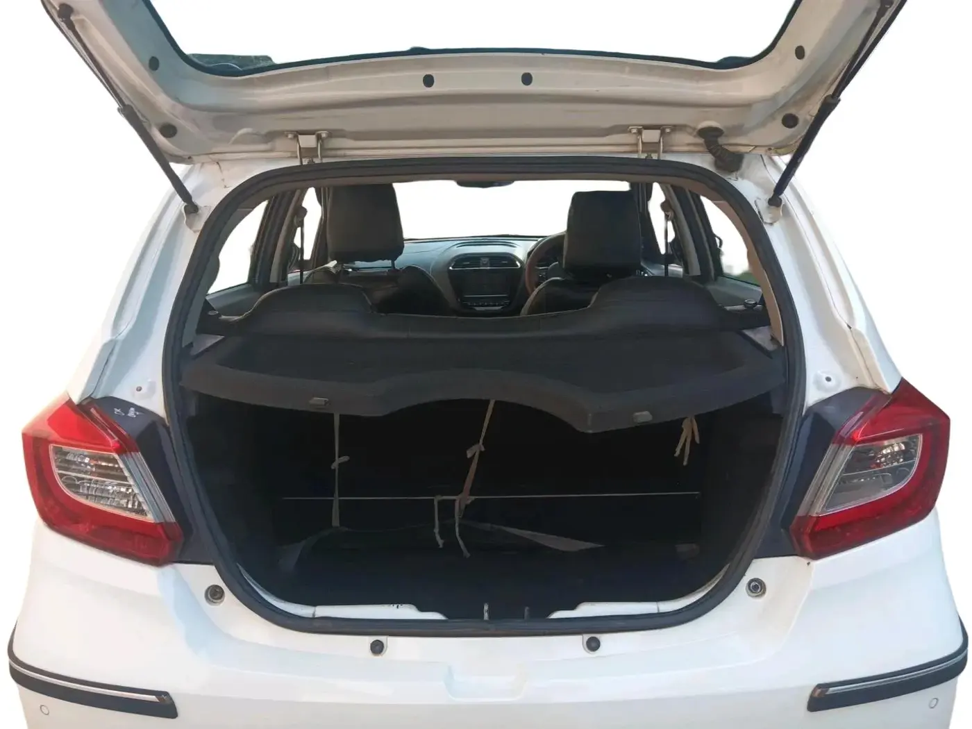 2019 Tata Tiago XZ PLUS PETROL, Petrol, Manual, 73,059 km, exterior