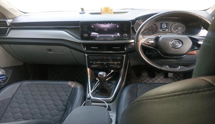 2023 Skoda KUSHAQ AMBITION 1.0L TSI MT, Petrol, Manual, 25,328 km, interior