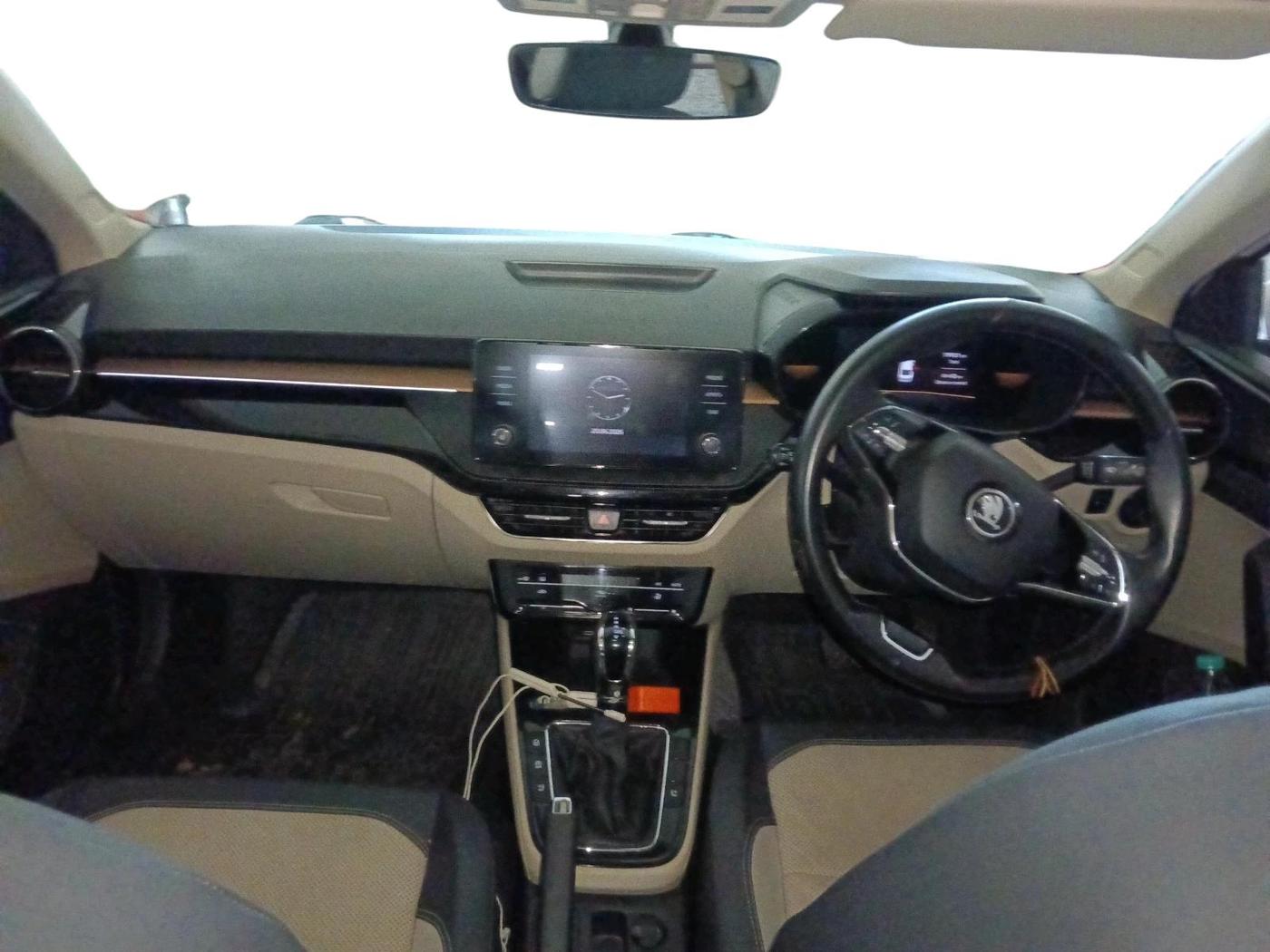 2022 Skoda SLAVIA STYLE 1.5L TSI DSG, Petrol, Automatic, 19,932 km, interior