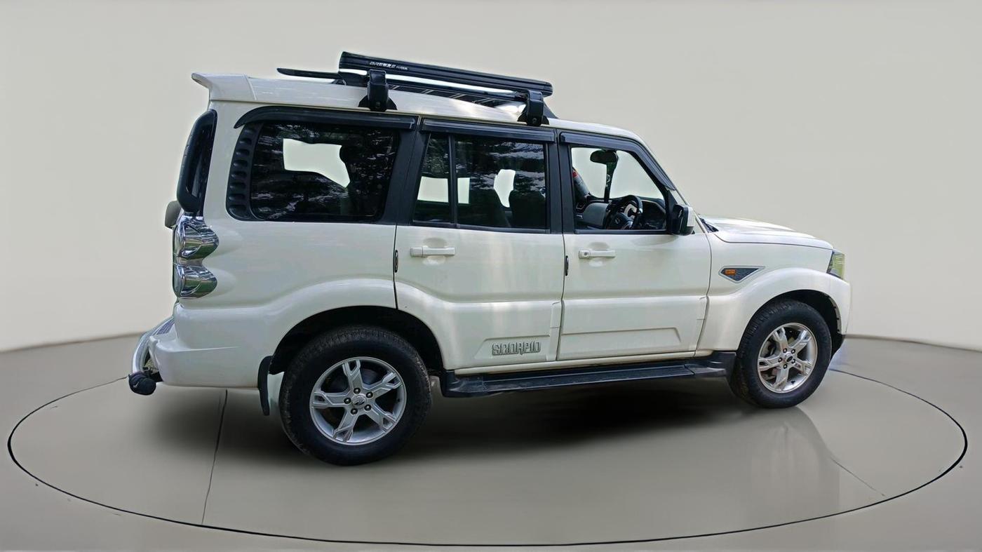 2015 Mahindra Scorpio S10, Diesel, Manual, 38,015 km, exterior