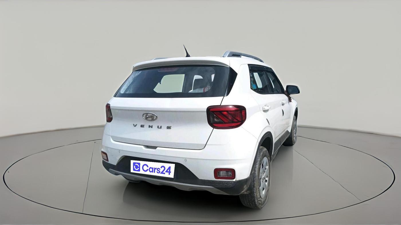 2021 Hyundai VENUE S 1.2, Petrol, Manual, 49,584 km, exterior