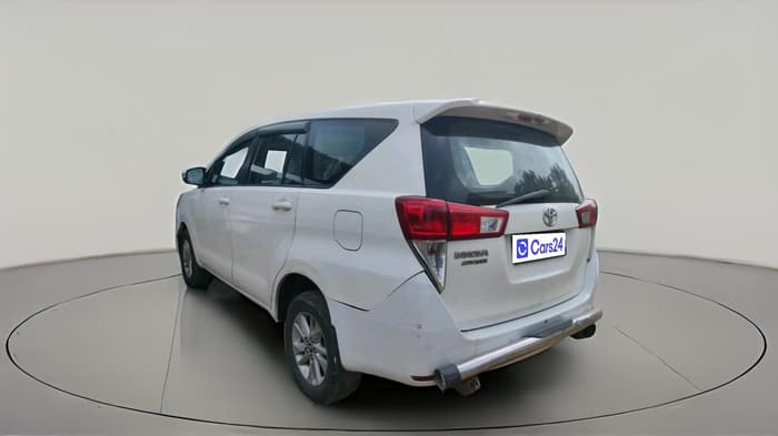 2017 Toyota Innova Crysta 2.4 GX 7 STR, Diesel, Manual, 2,20,433 km, exterior